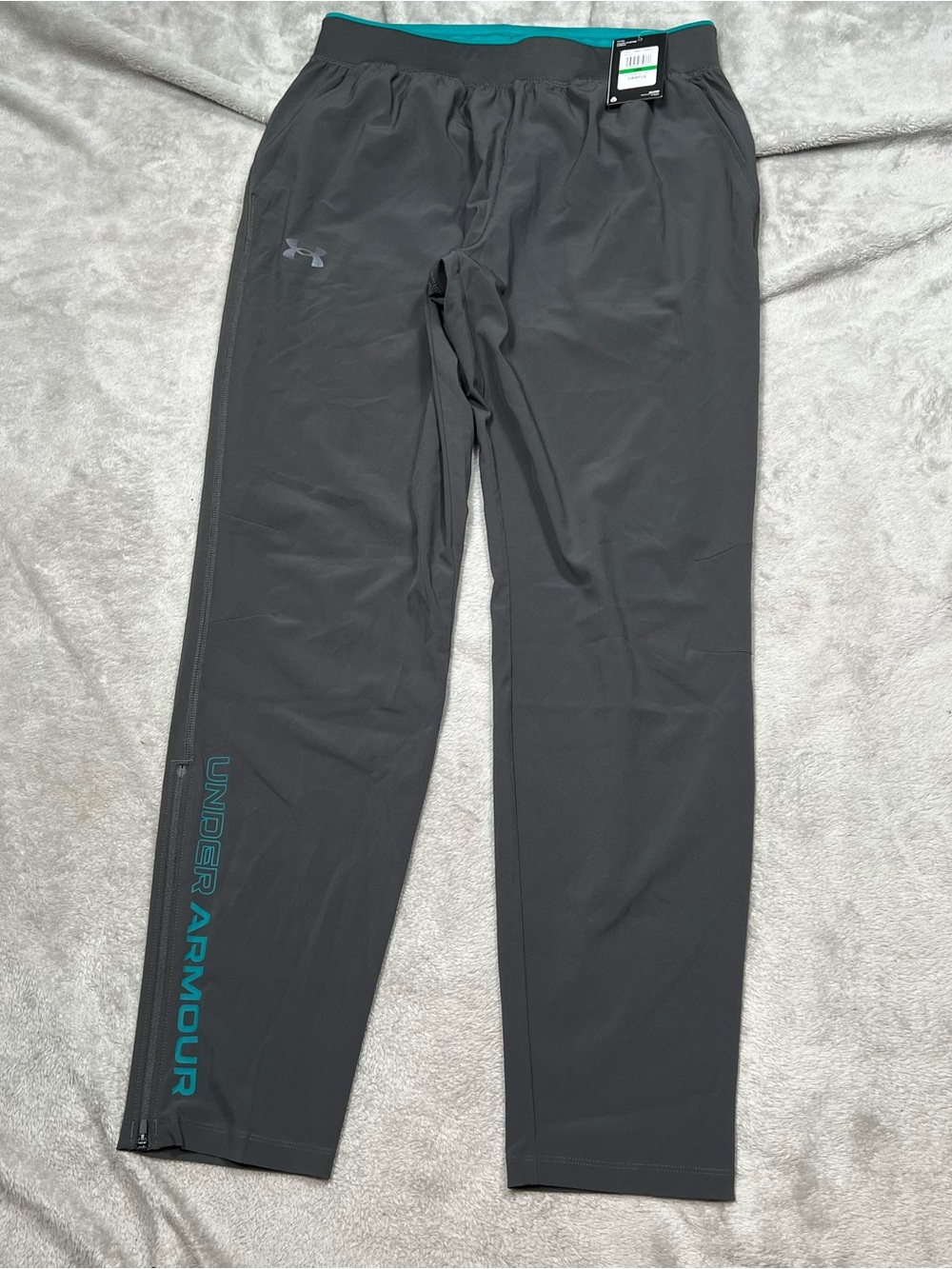 NWT SAMPLE Under Armour Storm Run Pants Mens L Gray Fitted Joggers Athletic